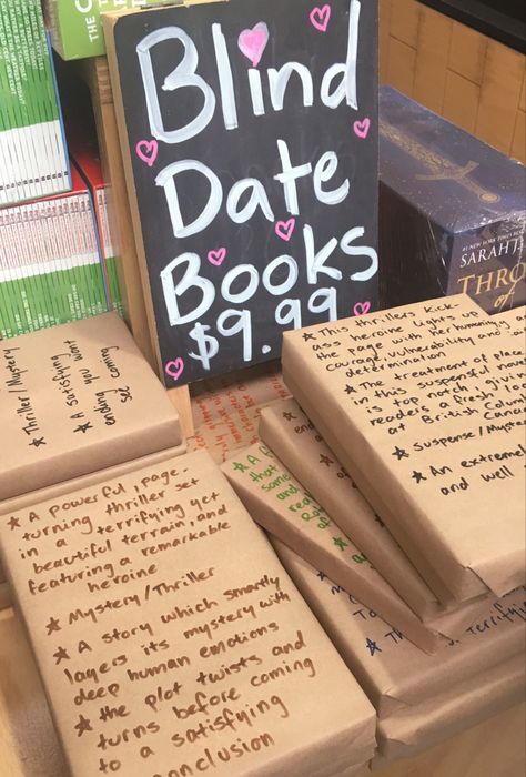 Blind Date With A Book Aesthetic, Diy Blind Date With A Book, Book Blind Date Ideas, Blind Date With A Book Ideas, Blind Date With A Book Gift, Blind Date With A Book, Book Exchange, Diy Blinds, The Book Club