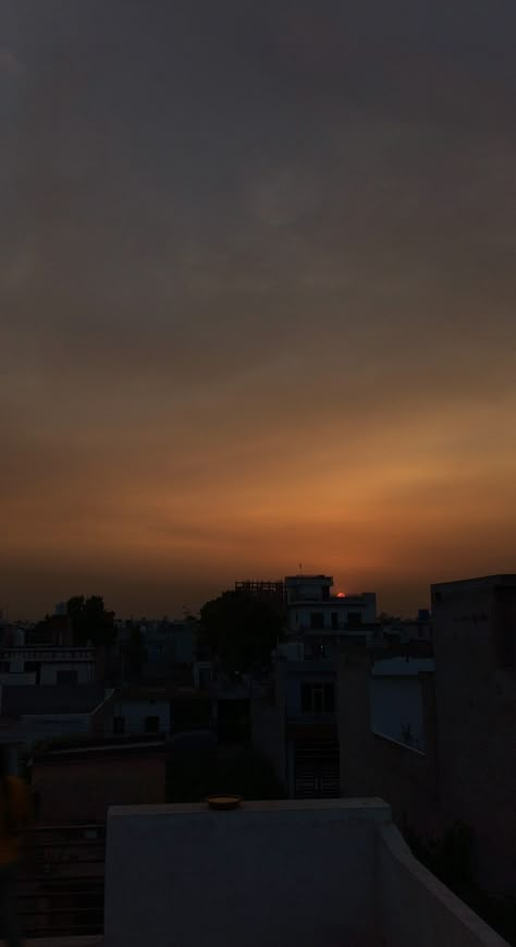 #sky #photography #sunset #evening #nature Evening View Aesthetic, Sunset Evening Aesthetic, Sky Evening Aesthetic, Evening Pictures Photography, Nature Fake Snap, Evening Photography Sky, Evening Snap Ideas, Sky Pics Instagram Story, Sky Snap Ideas