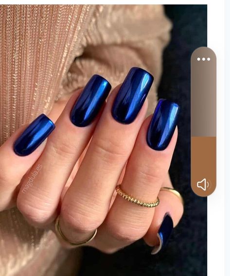 Navy Blue Nail Polish, Dark Blue Nail Polish, Nail Parlour, Metallic Nails Design, Dark Nail Designs, Blue Nail Color, Dark Blue Nails, Navy Nails, Blue Glitter Nails