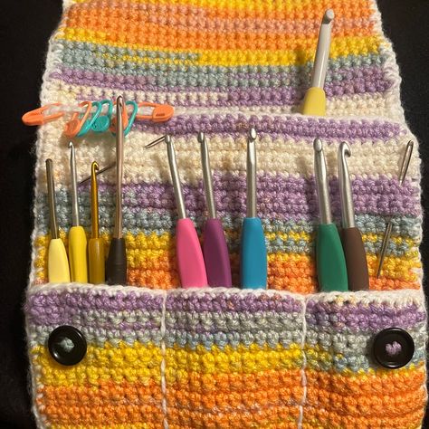 SUPER EASY Crochet Hook CASE Pattern, Pdf Hook Organizer Diy, Needlework Case Pattern, Crochet Hooks Holder Pattern, Instant Download - Etsy Crochet Hook Case Pattern, Super Easy Crochet, Crochet Hook Case, Organizer Diy, Needle Cases, Get Organised, Diy Organization, Crochet Hook, Pattern Crochet