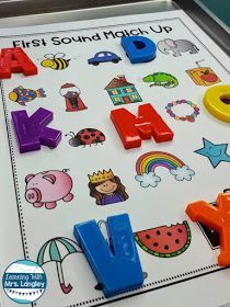 Group Games Kindergarten, Cookie Sheet Activities, Games Kindergarten, Small Group Games, Kindergarten Centers, Preschool Literacy, Letter Activities, Alphabet Preschool, Kindergarten Literacy