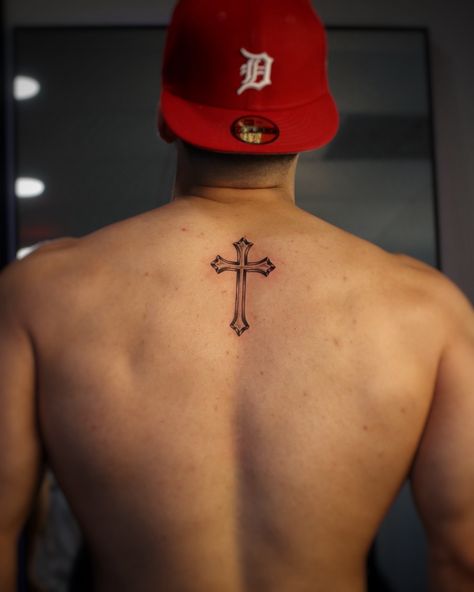 Tattoo For Men Minimalist, Back Cross Tattoo, Minimalist Back Tattoo, Cross Tattoo Men, Cross Tattoo Ideas For Men, Back Cross Tattoos, Men Of Faith, Cross Tattoos For Men, Crucifix Tattoo