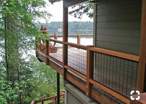 Balustrade Ideas, Wire Deck Railing, Cottage Bathrooms, Deck Rails, Wood Deck Railing, Cabin Deck, Deck Railing Ideas, Wood Decks, Outdoor Stair Railing