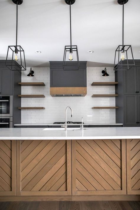 Chevron Island, Warm Kitchen, Two Tone Kitchen, Industrial Kitchen, Kitchen Redo, Wooden Cabinets, Kitchen Designs, Kitchen Style, Beautiful Kitchens