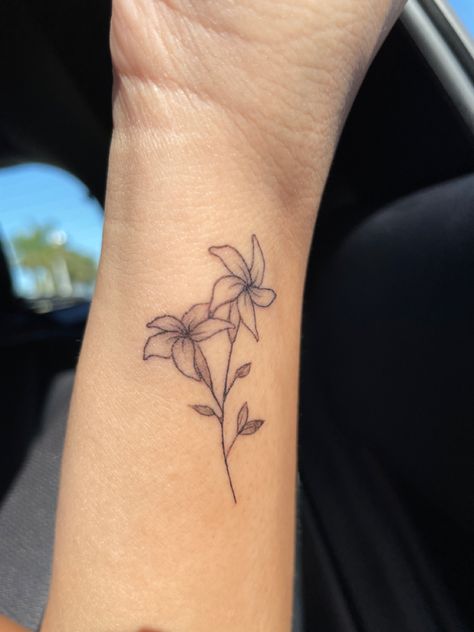 sampaguita, or jasmine, tattoo on side of left wrist Sampaguita Fine Line Tattoo, White Jasmine Flower Tattoo, Simple Jasmine Flower Tattoo, Sampaguita Jasmine Flower Tattoo, Jasmine Plant Tattoo, Arabian Jasmine Tattoo, Jasmine Flower Line Art, Filipino Sampaguita Tattoo, Sampaguita Tattoo Philippines