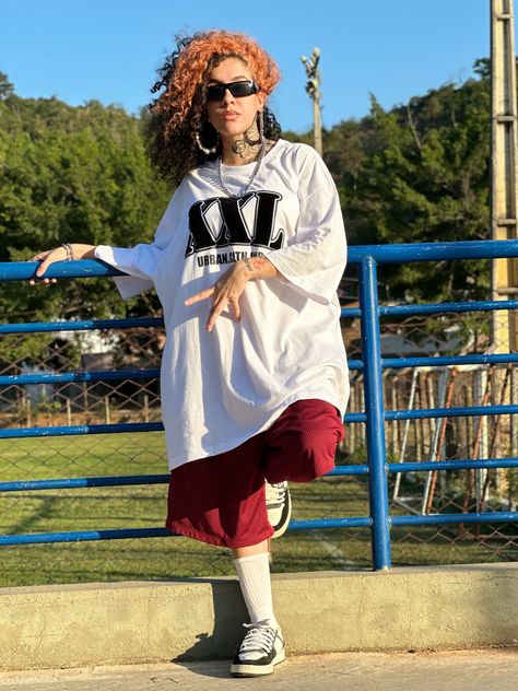 GANGSTA | SOL WEST | XXL | HIP HOP | STYLE | OLDSCHOOL Hip Hop Aesthetic Outfit, Hiphop Girl, Hip Hop Girl Style, Looks Hip Hop, Hip Hop Girl, 00s Fashion, Vintage Hip Hop, Everyday People, Cowboy Outfits