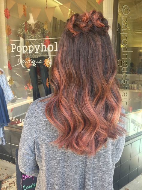 Temporary Rose Gold Hair, Rose Gold Hair Brunette, Exotic Hair Color, Gold Balayage, Rose Gold Balayage, Balayage Long Hair, Highlights Ideas, New Hair Do, Super Hair