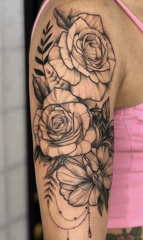 Upper Arm Tattoos For Women, Dreamcatcher Tattoos, Rose Tattoo On Arm, Rose Shoulder Tattoo, Travel Tattoos, Cool Tattoo Ideas, Upper Arm Tattoos, Floral Tattoo Sleeve, Shoulder Tattoos For Women