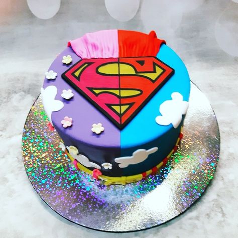 Super Girl Cake, Girl Superhero Cake, Cake For Father, Supergirl Cakes, Double Cake, Superhero Cakes, Superman Cakes, Split Cake, Superhero Birthday Cake