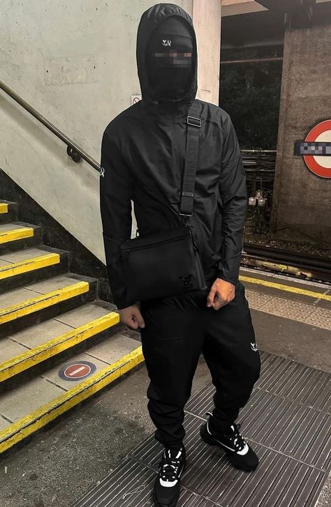 Roadman Outfit Man, Roadman Outfits, Black Drip Outfit Men, Roadmen Outfits, Drill Outfit Men, Drill Wallpaper, Uk Roadman, Roadman Style, Drill Man