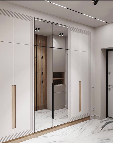 Built In Wardrobe Mirror, Built In Wardrobe With Mirror, Closet With Mirror Doors, Mirror Wardrobe Bedroom, Built Wardrobe, Luxury Wardrobe Design, Villa Interiors, Vstupná Hala, Closets Design