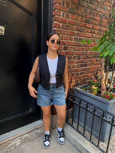 Sweater Vest And Biker Shorts, Vest And Shorts Outfit, Vest With Shorts, Fishing Vest, Spring Into Summer, Summer Outfits 2024, Jean Vest, Vest Outfits, Mom Shorts