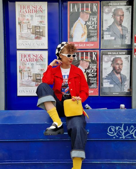 Spring uniform: primary colours and dark denim. ❤️💛💙 #dopaminedressing #prelovedoutfit #sustainablefashion #londonstreetstyle #sustainablefashion Primary Color Outfit, British 90s, Colorful Couture, Spring Uniform, Colourful Fashion, Sporty Streetwear, Streetwear Denim, Modern Street Style, Dopamine Dressing