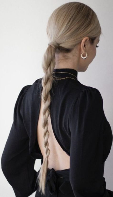 Reverse French Braids, Ponytail Hairstyle Ideas, Date Night Hair, Short Hair Ponytail, Night Hairstyles, Ponytail Hairstyle, High Hair, Twist Ponytail, Trendy Hairstyle