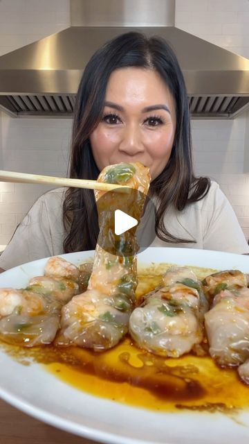 Rice Paper Roll Dumplings, Dim Sum Filling Recipes, Shrimp Dim Sum Recipe, Shrimp In Rice Paper, Steamed Rice Paper Dumplings, Rice Paper Dim Sum, Steamed Rice Paper Rolls, Rice Paper Recipes Shrimp, Steamed Shrimp Rice Paper Rolls