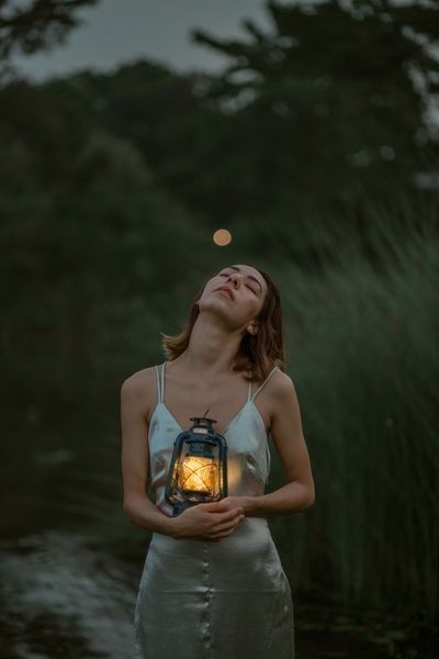 Forest Ethereal, Exterior Photography, Nature Portraits, Ethereal Nature, Beauty In Nature, Night Portrait, Beauty Water, Nature Photoshoot, Moody Photography