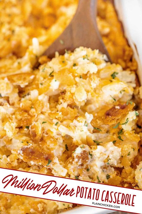 Million Dollar Potato Casserole – We are obsessed with this casserole! SO creamy  delicious! Frozen hash browns, cream of chicken soup, cream cheese, cottage cheese, sour cream and cheddar cheese. Top with crushed Ritz crackers. Tastes like a million bucks! We always have a pan in the freezer for a quick side dish! #casserole #sidedish #potatocasserole Soup Cream Cheese, Cottage Cheese Sour Cream, Frozen Hash Browns, Canned Potatoes, Quick Side Dishes, Plain Chicken, Potatoe Casserole Recipes, Vegetable Casserole, Potato Sides