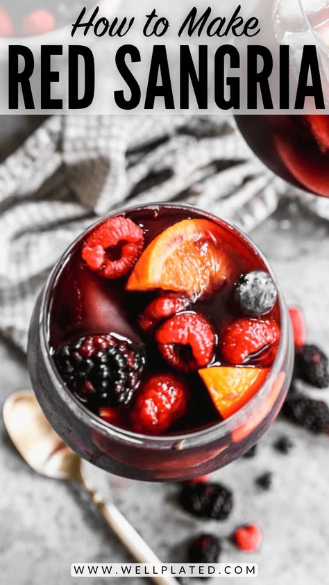 This refreshing red sangria recipe is the absolute best! Citrus, berries, and a splash of brandy make this red wine sangria the ultimate party drink. Red Sangria Recipe, Red Sangria Recipes, Fruit Sangria, Red Wine Sangria, Holiday Meal Planning, Wine Sangria, Slow Cooker Pasta, Sangria Recipe, Red Sangria