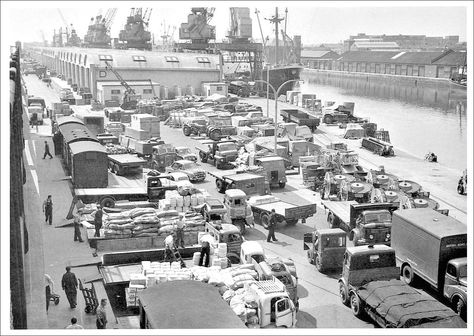 Hull Docks, Hull England, Kingston Upon Hull, Scenic Pictures, East Yorkshire, Local History, Model Railway, Bw Photo, Vintage Postcards