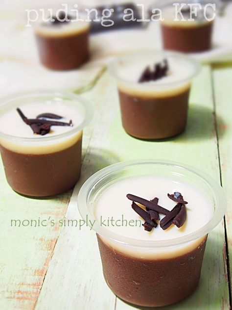 puding coklat ala kfc Fruit Pudding Recipes, Puding Mangga, Chocolate Pudding Cups, Ice Cube Recipe, Food Recipes Vegetarian, Recipes Indian Food, Indonesian Desserts, Burfi Recipe, Chocolate Pudding Recipes