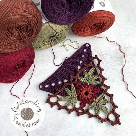 Easy Granny Squares, Crochet Patterns Quick, Crochet Leaf Patterns, Crochet Bedspread Pattern, Crochet Triangle, Crochet Square Patterns, Fun Crochet Projects, Crochet Flower Patterns, Crochet Square