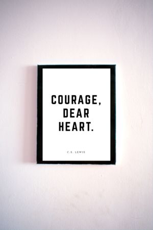 Courage Dear Heart • 5x7" • Printable • Digital Download • Home Office Decor • Wall Art • Black and White Hr Office, Decorating Office, Motivational Quotes Inspiration, Letterboard Quotes, Printable Motivational Quotes, Background Inspiration, Motivational Printables, Boss Woman, Design Quotes Inspiration