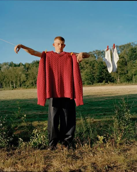 Farm Editorial, Connor Newall, Nature Editorial, Mens Editorial, Outdoor Photoshoot, Fashion Photography Inspiration, Photoshoot Concept, Foto Art, Shooting Photo