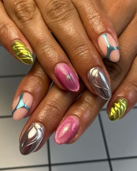 Colorful Chrome Nails, Maximalist Nails, Summer Chrome Nails, Chrome Nail Ideas, Hippie Nails, Gel Nail Art Designs, Fall Gel Nails, Cherry Nails, Chrome Nail