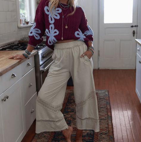 Don't miss out on these must-have boho statement pants, both comfy and cute the Any Day Wide Leg Pants are perfect for all your daily activities and will have you feeling effortlessly stylish! ⁠ ⁠ Boho Essentials, Statement Pants, Bralette Outfit, Three Bird Nest, Padded Bralette, Bird Nest, Daily Activities, New Tops, New Wardrobe