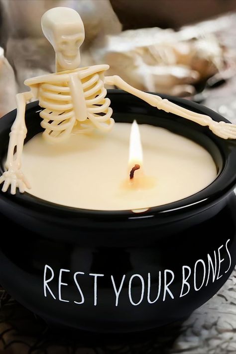 Skeleton Bath Candle, Skeleton Candle, Spooky Diy, Specialty Candles, Halloween Bathroom, Halloween Decor Ideas, Novelty Candles, Halloween Front Porch Decor, Spooky Candles