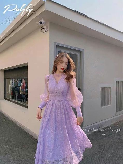 Lilac Dress Outfit Wedding, Dress Ultah, Dress Ungu, Tangled Quince, Princess Dress Aesthetic, Lavender Prom Dress Long, Eco Friendly Dress, Denim Skirt Fashion, Dress Bridesmaids