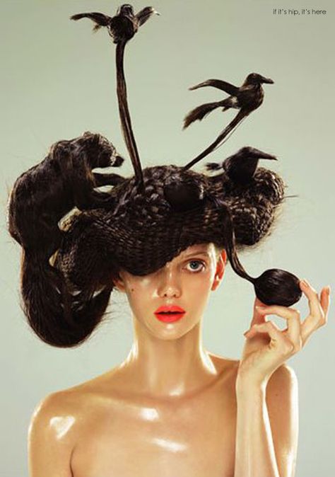 Avant Garde Hair, Green Inspiration, Extreme Hair, Fantasy Hair, Hair Shows, Crazy Hair Days, Unique Hairstyles, Crazy Hair, Hair Art