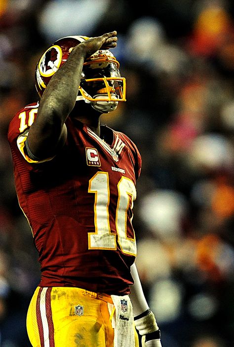 Robert Griffin Iii, England Sports, San Diego Chargers, Sports Wall, Anaheim Ducks, Nfl Players, Bayern Munich, Football Season, Sports Teams