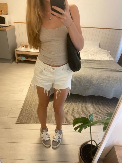 stockholm outfit . outfit idea . adidas campus . Stockholm Outfit, Grey Fits, Campus Outfit, Adidas Campus 00s, Summer Holiday Outfits, Grey Outfit, Adidas Outfit, Adidas Campus, Fit Check