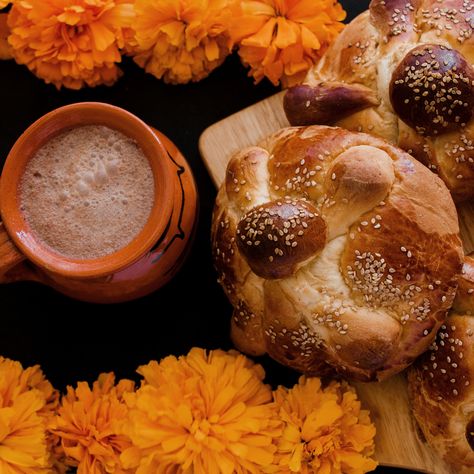 Bread Of The Dead, Ceremonial Cacao, Chocolate Caliente, Dia De Muertos, Day Of The Dead, Loved Ones, The Dead, A Family, To Share