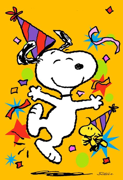 Snoopy Birthday Images, Happy Birthday Snoopy Images, Happy Birthday Quote, Happy Snoopy, Birthday Snoopy, Peanuts Quotes, Star Gaze, Peanuts Birthday, Bullentin Boards