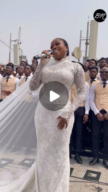 BellaNaija on Instagram: "@veekee_james performing her song “Olugbeja” with @the_city_choir   Bride @veekee_james  Groom @femi_bd  Bridal Styling @style_by_ruvero  Groom styling @groomsoftheinfidel  Event planner @elithan_events  Makeup @ariyike_mua  Hair stylist @adefunkeee  Brides Outfits @veekeejames_official  Groom suit @atafo__ Groom after party @tinathan.official Photographer @saidmhamadofficial @officialphotofreak  Videographer @ibidunnidamilola  Hair @hairbyadefunkeee Shoes @jimmychoo @versace @aquazzura  Bouquet flowers @funmiflowers @camakabespokepieces Bridesmaids flowers @camakabespokepieces  Decorator @whitehillsevents  Rental- @kfapickup  Light @innovatemedia1  Videographer @ibidunnidamilola & @mcefilms  Audio guest & 360 @smileboothco  Dj @djfabulous  MC @tomike_a & @endowed Veekee James Styles, Veekee James, Event Makeup, Groom Shoes, Lace Gown Styles, Bella Naija Weddings, Bride Clothes, Groom Suit, Bridesmaid Flowers