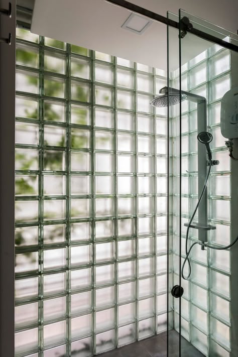 Glass Block Shower, Glass Blocks Wall, Geometric Floor, Glass Brick, Micro House, Stunning Bathrooms, Pierre Jeanneret, Glass Block, Modern Shower