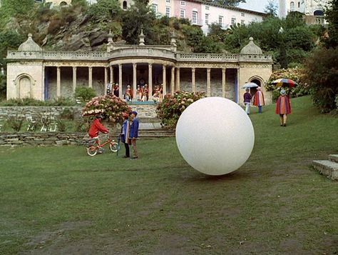 Portmeirion, Wales, as "The Village" in the 1967 British TV series "The Prisoner" Utopia Dystopia, British Tv Series, Fritz Lang, The Prisoner, Holiday Hotel, British Tv, Retro Tv, Weird Stories, North Wales