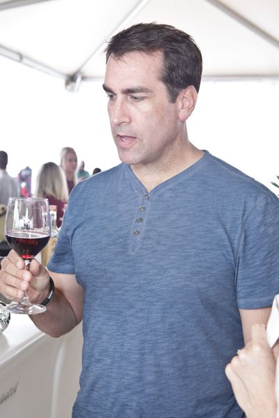 Rob Riggle, Mtv Awards, Mtv Movie Awards, Movie Awards, White Men, Pet Products, Comedians, Mtv, Wine