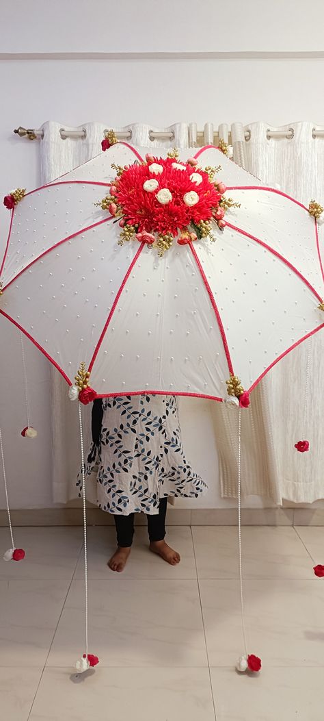 Designer Umbrella, Wedding Umbrella, Umbrella Decorations, Umbrella Wedding, Wedding Showers, Umbrella Designs, Wedding Shower, Umbrella, Shower