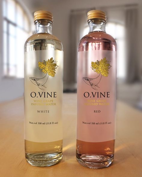 Wine Water Is The Newest Summer Refresher We Didn't Know We Needed Grape Water, Wine Grape, Grape Uses, Inflammatory Recipes, Non Alcoholic Wine, The Hangover, Technology Products, Spanish Wine, Wine Delivery