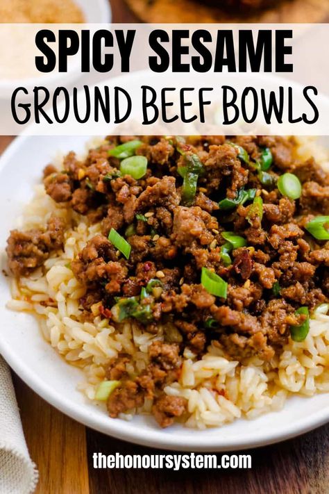 Ready in under 30 minutes, these spicy sesame ground beef bowls are a regular in our rotation. This easy weeknight dinner recipe requires little effort yet is high in flavor. Naturally gluten free dinner recipe. Homemade Dinner Recipes, Beef Bowls, Weeknight Dinner Recipes Easy, Healthy Meals For Two, Homemade Dinner, Gluten Free Recipes For Dinner, Dinner Plan, Healthy Kitchen, Weeknight Dinner Recipe