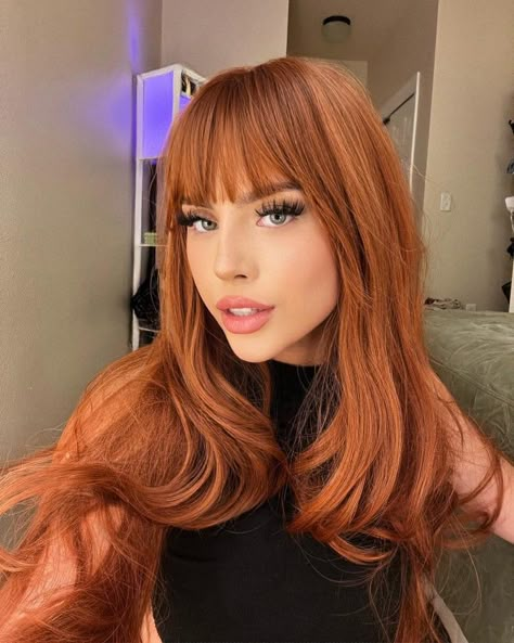 Dark Ginger Hair With Bangs, Ginger Hair Bangs, Ginger Bangs, 60s Hair, Full Bangs, Ginger Hair Color, Wispy Bangs, Hair Inspiration Color, Ginger Hair