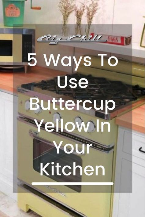 Yellow Countertop Kitchen, Yellow And White Kitchen, Daisy Kitchen, Light Yellow Kitchen Walls, Kitchen With Yellow Accents, Pale Yellow Kitchen Walls, Yellow Cabinets Kitchen, Yellow Farmhouse Kitchen, Yellow Kitchen Walls With White Cabinets