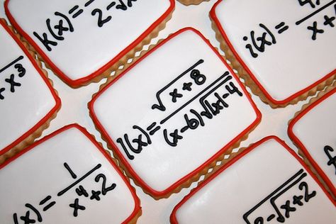 Love the concept. Don't think I have the patience to do, though. Math Cookies Decorated, Math Cookies, Math Major, School Cookies, Dinosaur Cookies, I Love Math, Themed Cookies, Fun School, Love Math