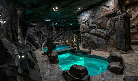 This Pigeon Forge Cabin Has An Unbelievable Indoor Cavern Pool Underground Pool, Indoor Pool House, Cave Pool, Tennessee Cabins, Indoor Swimming Pool Design, Indoor Pool Design, Piscina Interior, Smoky Mountains Vacation, Indoor Swimming Pool