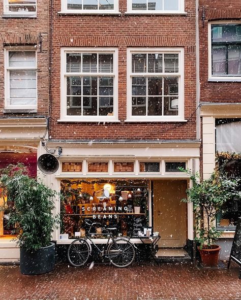 Amsterdam Coffee Shop, Amsterdam Coffee, Amsterdam Shopping, Speciality Coffee Shop, Grow Instagram, Shop Front, Image Fun, Urban Sketching, Speciality Coffee