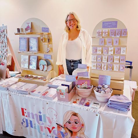 EMILY | STATIONERY, PRETTY PINS & SMALL BIZ COMMUNITY (@emilyharveyart) • Instagram photos and videos Small Market Stall Ideas, Stationery Market Display, Stationery Stall Display, Market Displays Booth Ideas, Craft Market Stall Ideas, Stationery Display, Stall Display, Fair Display, Vendor Booth