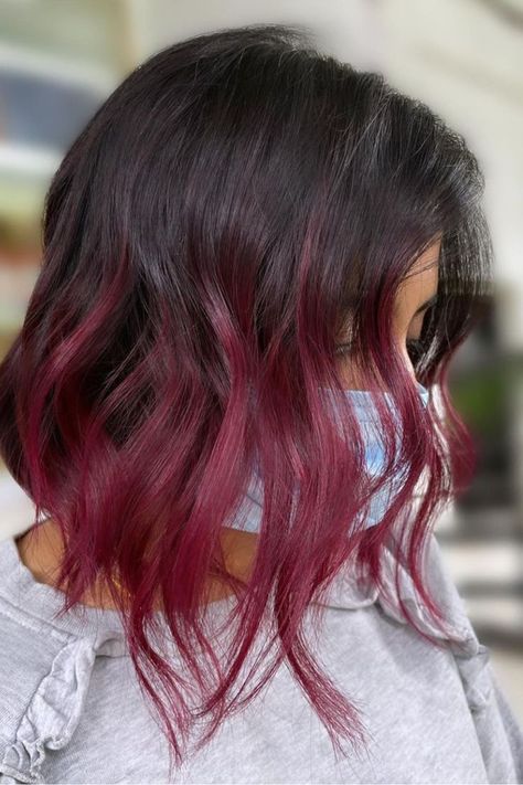 dark brown hair with cherry red ombre Red Ombre Dark Hair, Ombre Hair Brown To Red, Red Coloured Hair, Red Brown Hair Colors, Red Brown Hair Color, Brown Hair Trends, Ombre Dark, Brown Ombre Hair, Red Brown Hair